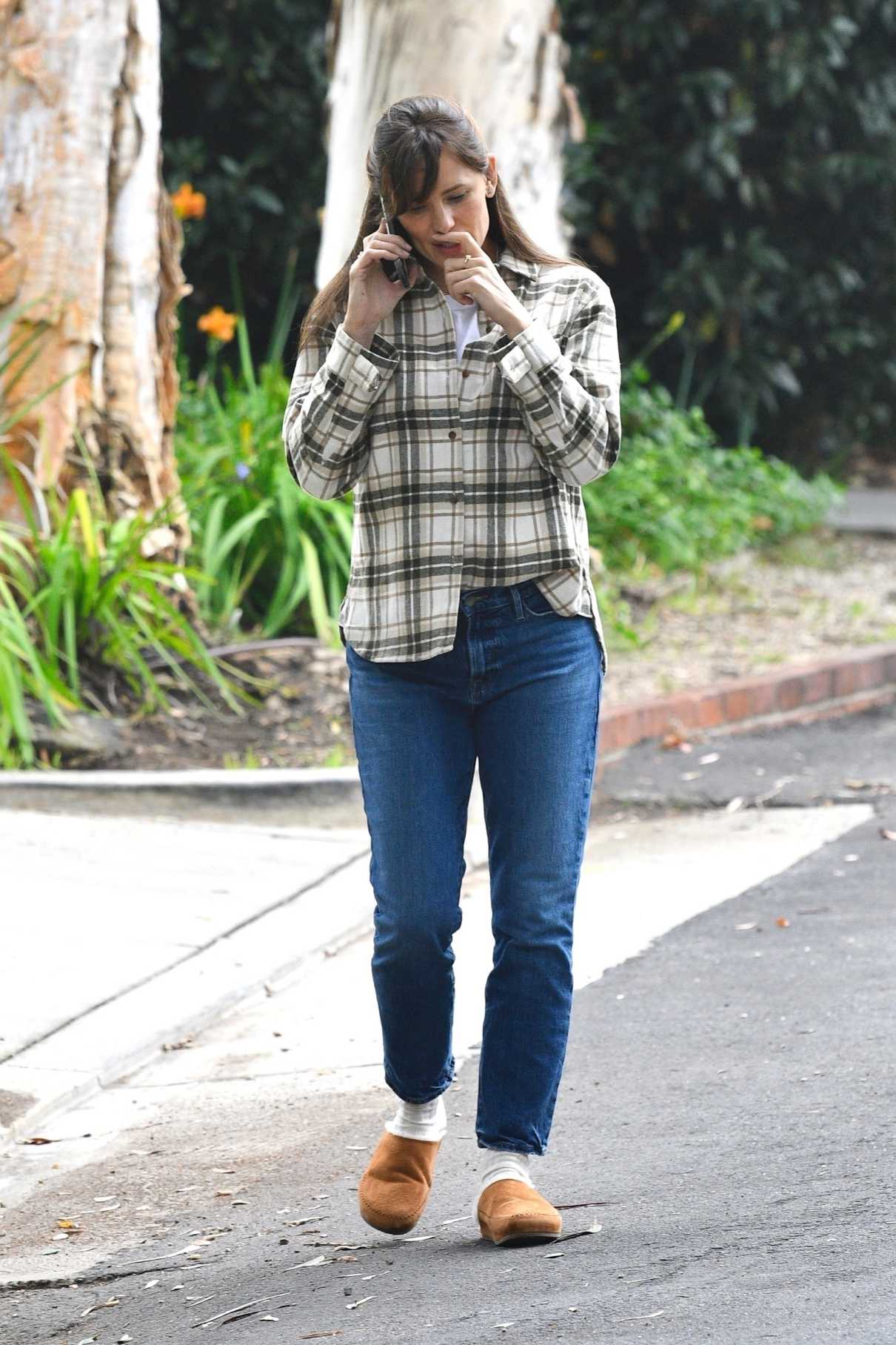 Jennifer Garner in a Plaid Shirt