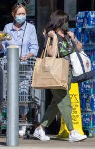 Shannen Doherty in a Green Pants