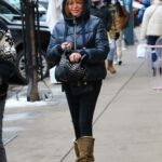 Goldie Hawn in a Blue Puffer Jacket Was Seen Out in Aspen 12/23/2021