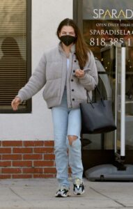 Jenna Dewan in a Blue Ripped Jeans