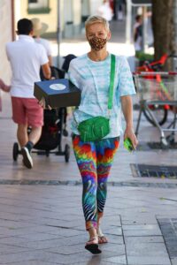 Jessica Rowe in a Colorful Leggings