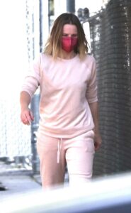 Kristen Bell in a Pink Sweatsuit