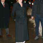 Faith Hill in a Black Coat Arrives at the Stephen Colbert Show in New York 02/01/2022