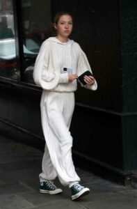 Lila Moss in a Beige Sweatsuit