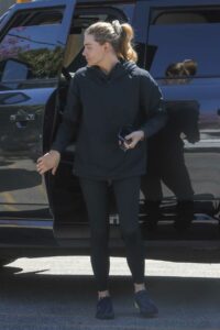 Chloe Moretz in a Black Athleisure Attire