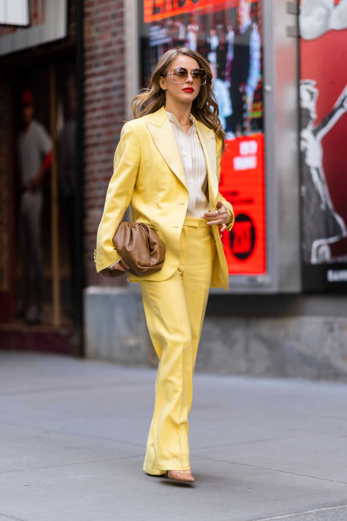 Julianne Hough in a Yellow Pantsuit