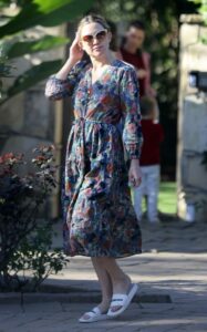 Kate Hudson in a Floral Dress
