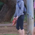 Renee Zellweger in an Orange Cap Was Seen on the Beach in Hawaii 04/02/2022