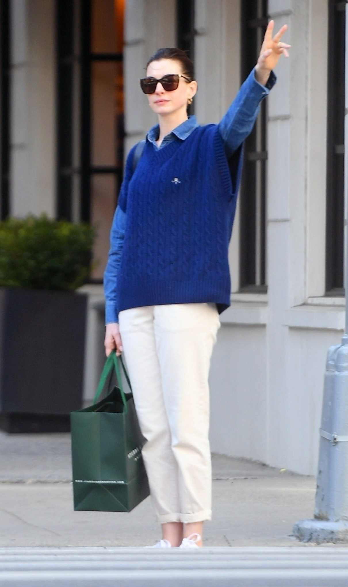 Anne Hathaway in a White Pants