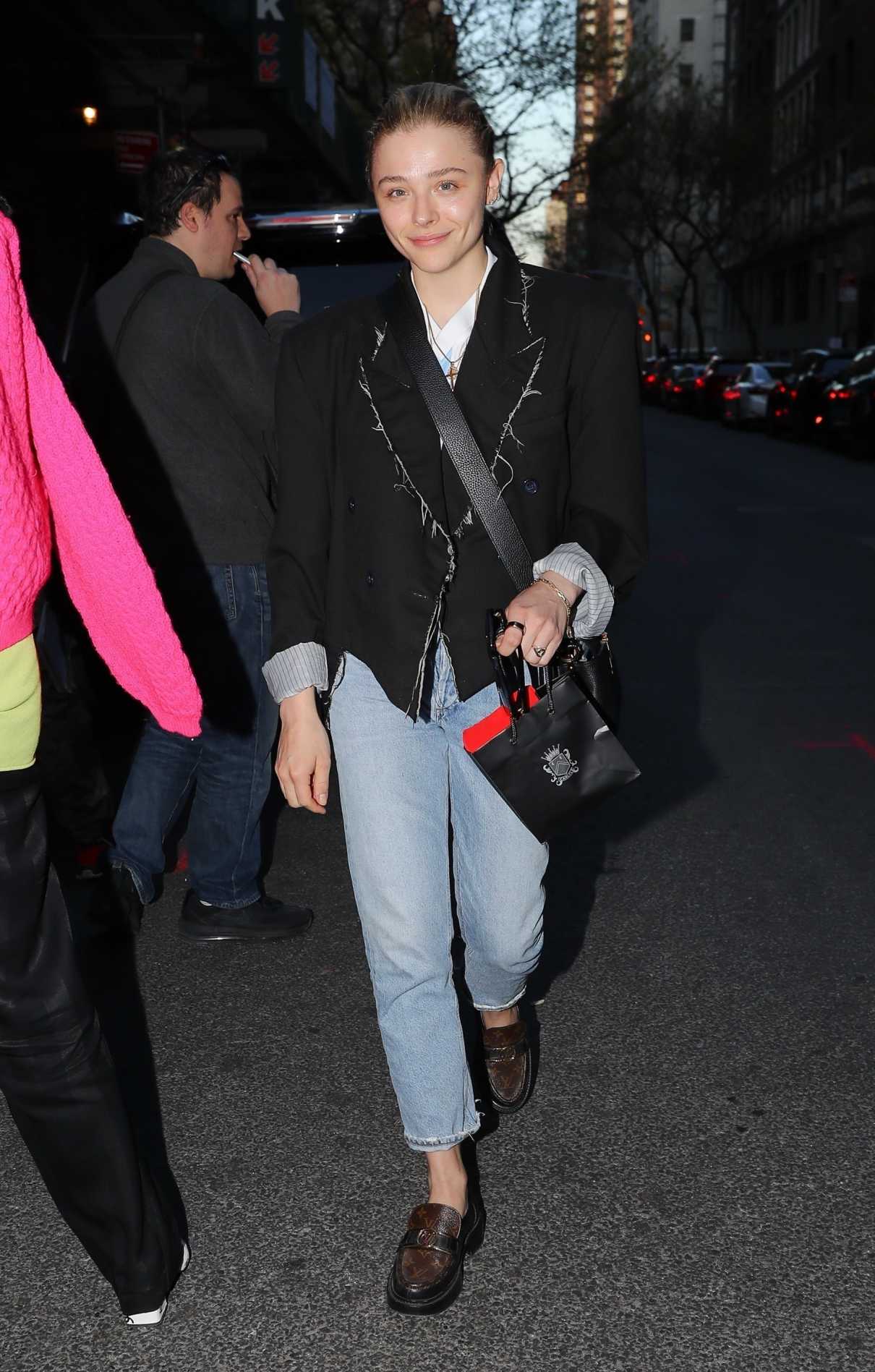 Chloe Moretz in a Black Blazer Heads Out for Dinner in New York 04/30 ...