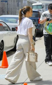 Jennifer Lopez in a Beige Pants