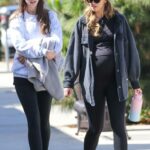 Katherine Schwarzenegger in a Black Cap Was Seen Out with Her Sister Christina in Pacific Palisades 05/09/2022