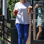 Amanda Bynes in a Grey Tee Picks Up Coffee at Starbucks in Los Angeles 06/28/2022