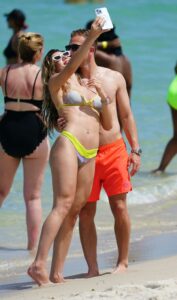 Carolina Miarelli in Bikini