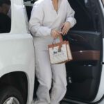 Jennifer Lopez in a White Sweatpants Arrives at a Dance Studio in Los Angeles 06/15/2022
