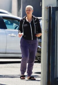 Amber Rose in a Purple Sweatpants