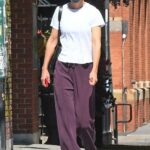 Katie Holmes in a White Tee Was Seen Out in Manhattan in NYC 07/28/2022