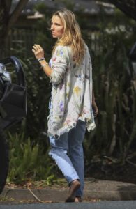 Elsa Pataky in a Blue Ripped Jeans
