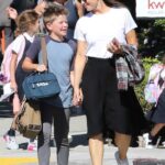 Jennifer Garner in a White Tee Was Seen Out with Her Son in Beverly Hills 10/20/2022