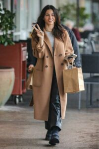 Jenna Dewan in a Beige Coat