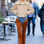 Kendall Jenner in a Beige Jacket Was Seen Out in New York 11/09/2022