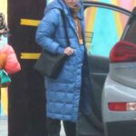 Kristen Bell in a Blue Puffer Coat Was Seen Out in Los Angeles 11/07/2022