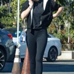 Amanda Bynes in a Black Outfit Was Seen Out While Having a Smoke in Los Angeles 12/05/2022