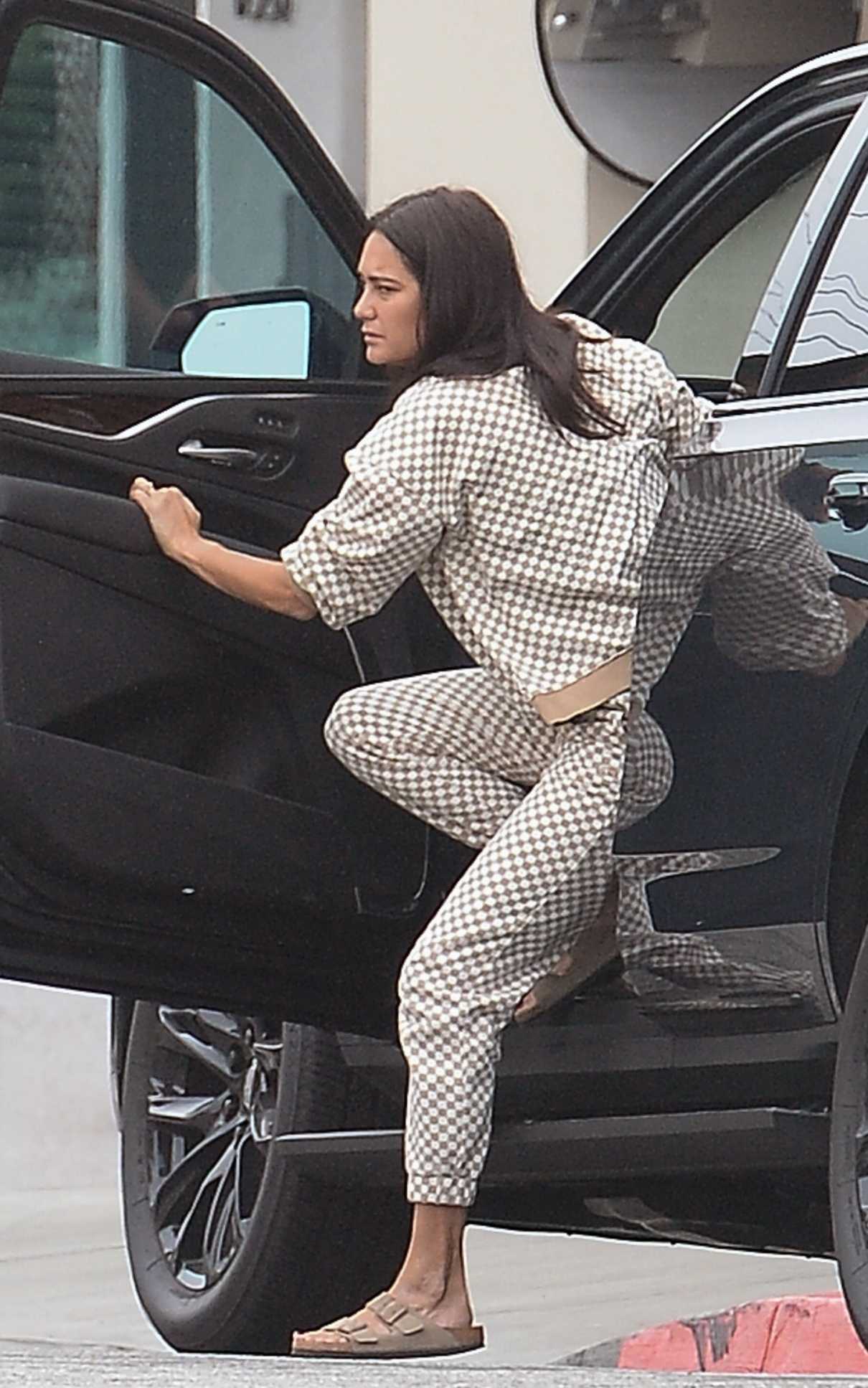 Emma Heming in a Checked Sweatsuit