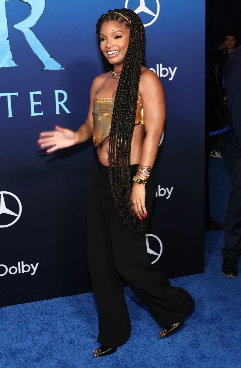 Halle Bailey Attends Avatar The Way Of Water Premiere In Los Angeles Lacelebs Co