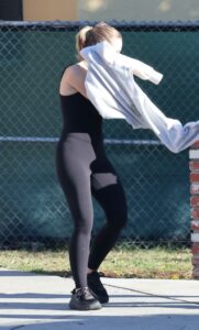 Kristen Bell in a Black Sneakers