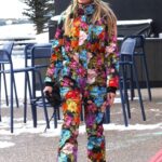 Heidi Klum in a Colorful Outfit Enjoys the Holiday in Aspen 01/04/2023