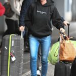 Shania Twain in a Black Hoodie Lands at JFK Airport in New York 01/03/2023
