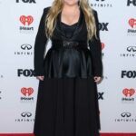 Kelly Clarkson Attends 2023 iHeartRadio Music Awards at Dolby Theatre in Los Angeles 03/27/2023