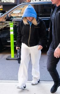 Florence Pugh in a White Sneakers