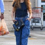 Shakira in a Blue Tee Was Seen Out in Miami 04/19/2023
