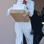 Breana Tiesi in a Grey Sweatsuit Picking Up Her Mail at a UPS Store in Calabasas 06/20/2023