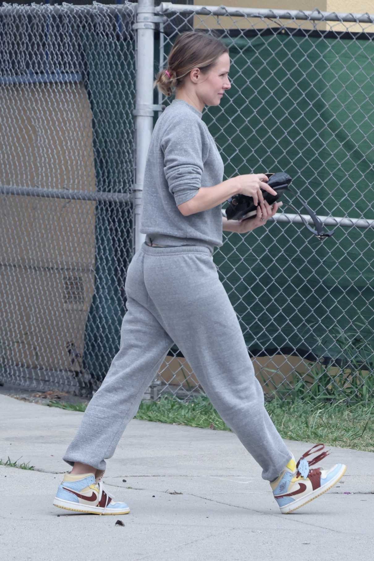 Kristen Bell in a Grey Sweatsuit