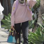 Sarah Paulson in a Black Flip-Flops Was Seen on Melrose Ave in Los Angeles 06/02/2023