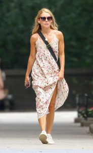 Kelly Ripa in a White Floral Print Sundress