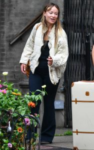Olivia Wilde in a Beige Jacket