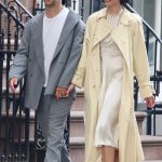 Margaret Qualley in a Yellow Trench Coat Was Seen During a Romantic Stroll with Jack Antonoff in Manhattan’s SoHo Neighborhood in NYC 08/26/2023