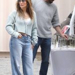 Jennifer Lopez in a Blue Jeans Goes Shopping at a Flee Market with Ben Affleck in Los Angeles 09/17/2023