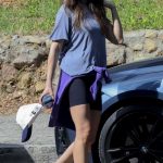 Alison Brie in a Grey Tee Was Spotted Out for a Walk in Los Angeles 10/10/2023