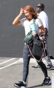 Alyson Hannigan in a White Tee