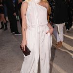 Ava Phillippe Attends the Stella McCartney Fashion Show During 2023 Paris Fashion Week in Paris 10/02/2023