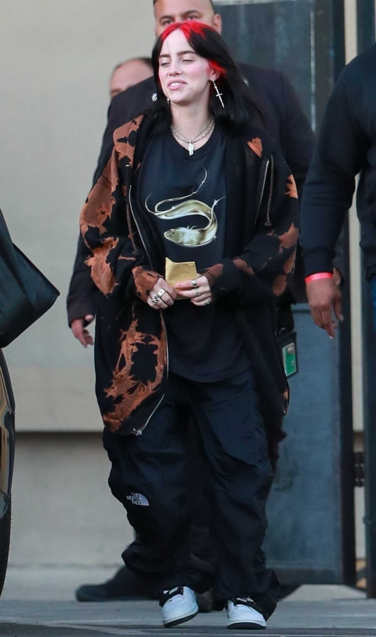 Billie Eilish in a Black Track Pants Leaves the Kimmel Show in ...