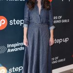 Linda Cardellini Attends 2023 Step Up Inspiration Awards at the Skirball Cultural Center in Los Angeles 10/06/2023