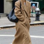 Katie Holmes in a Black Sneakers Was Seen During a Stroll in Manhattan’s SoHo Neighborhood in New York 11/22/2023