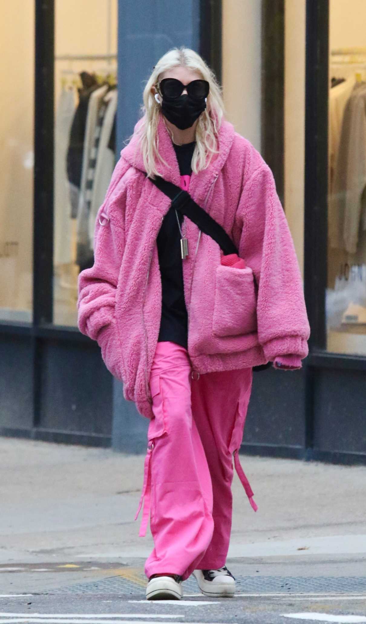 Taylor Momsen in a Pink Outfit