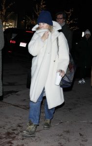 Kate Hudson in a White Fur Coat